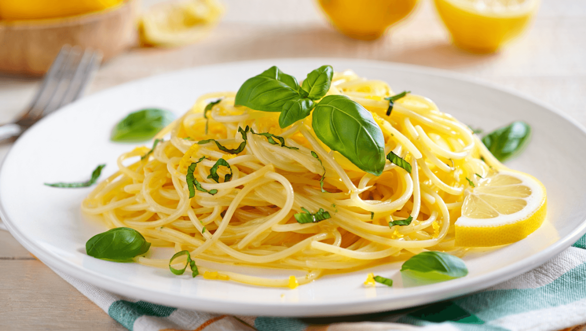 Pâtes citron basilic : la recette facile pour récupérer après Pâques
