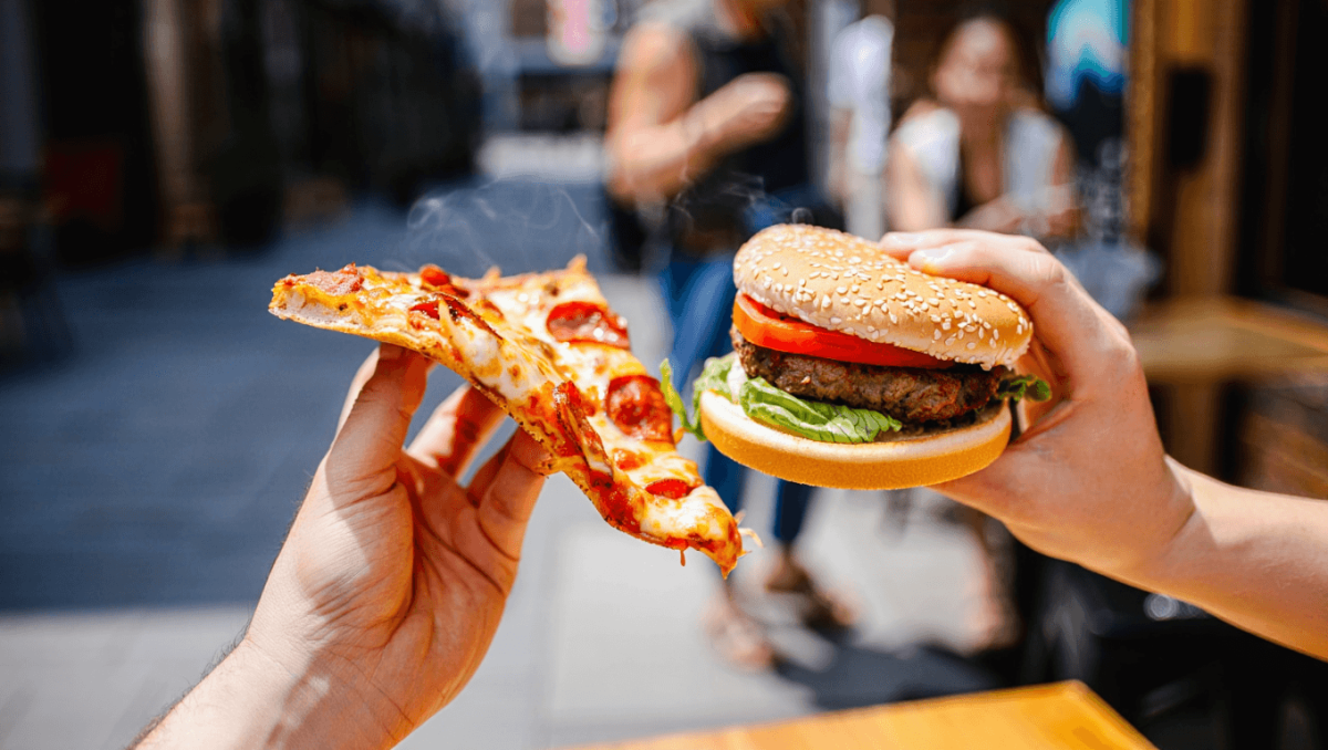 
    Pause déjeuner : ce plat détrône totalement la pizza et le burger dans les assiettes
