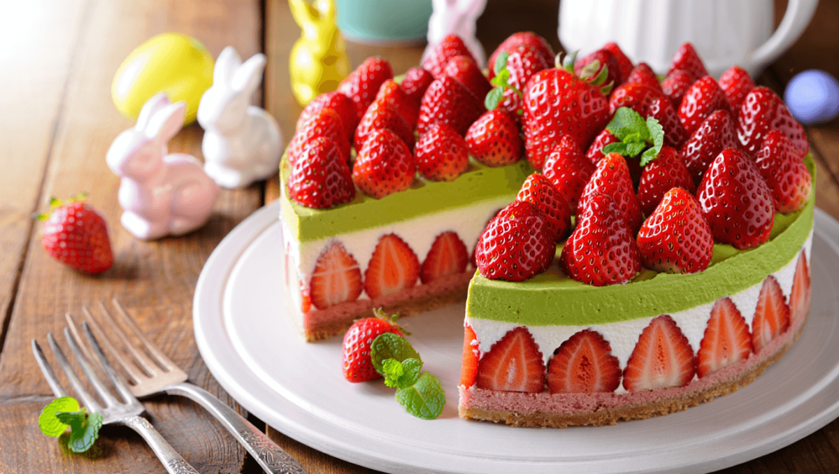 Repas de Pâques : le fraisier sans stress signé Hervé Cuisine à tester ce week-end
